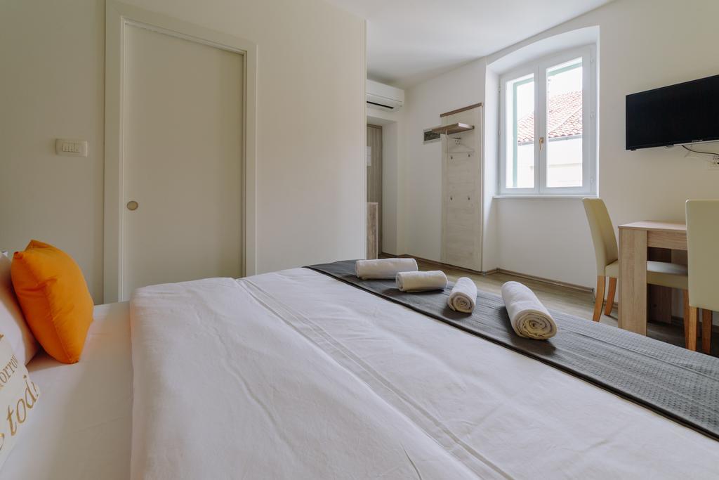 Piranika Hotel Eksteriør billede